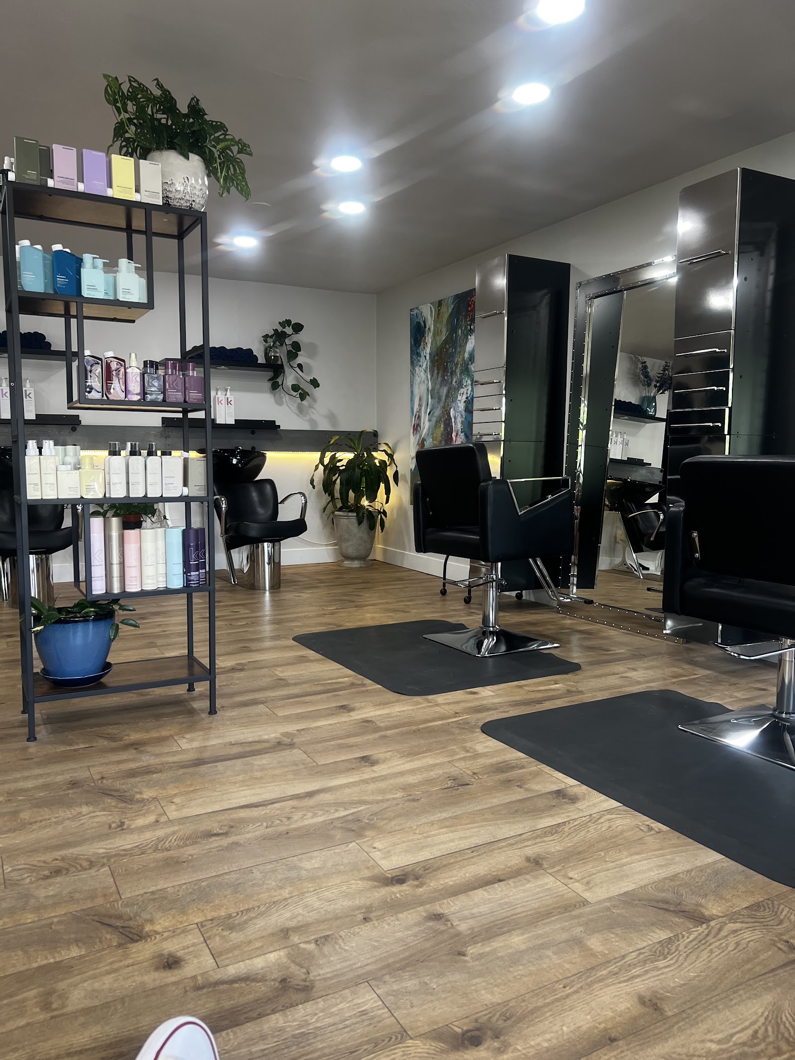 THE SALON, LLC nail photo 6